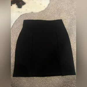 brand-Windsor
 black skirt size small